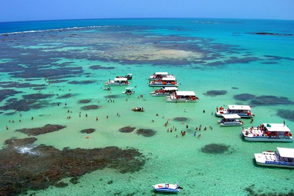 Confira os destinos preferidos para curtir o verão no Brasil Roteiros